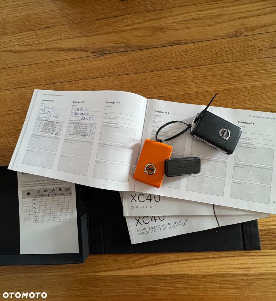 Volvo XC 40 T3 Geartronic Momentum Pro - 13