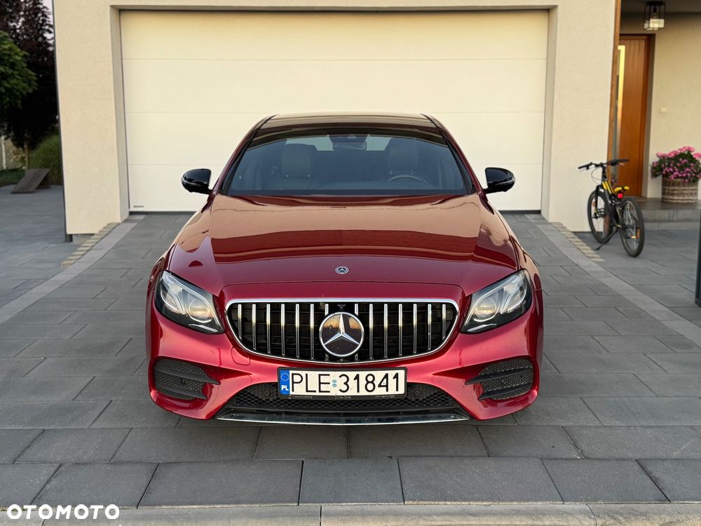 Mercedes-Benz Klasa E 200 9G-TRONIC AMG Line - 3