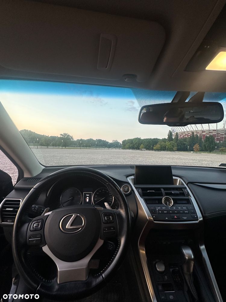 Lexus NX 200t Comfort AWD - 7