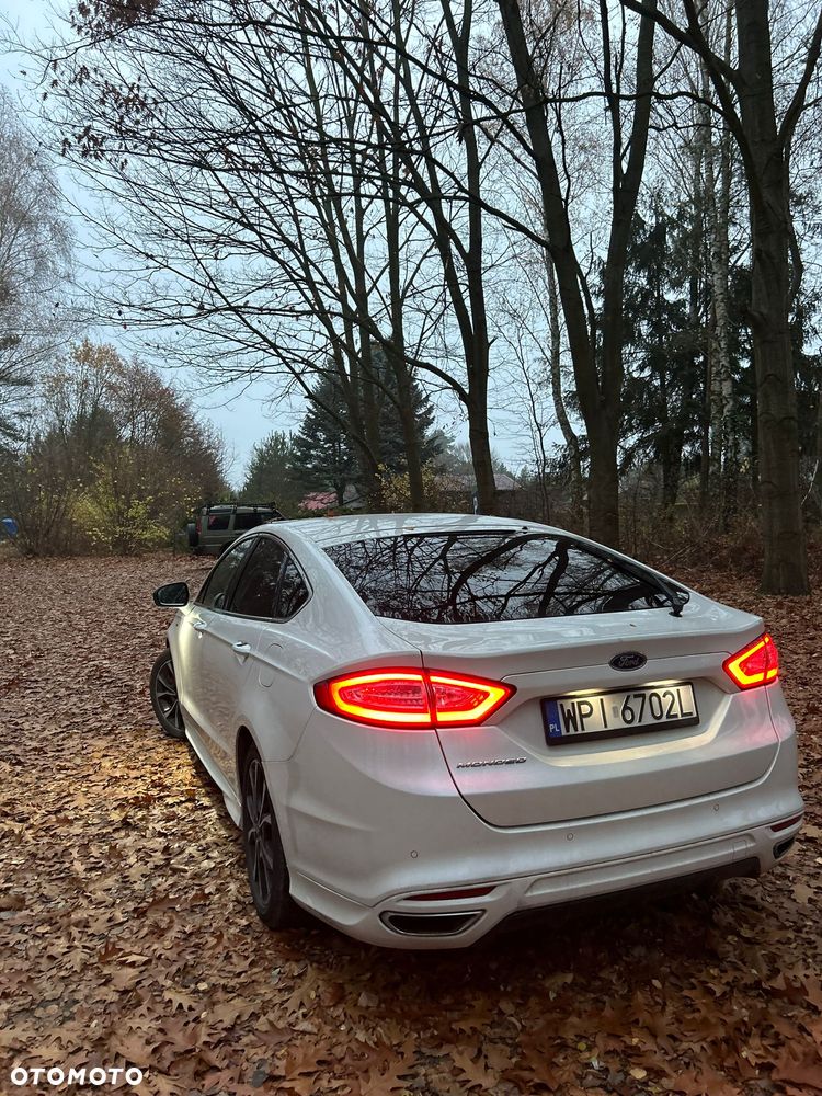 Ford Mondeo 2.0 TDCi ST-Line PowerShift - 13