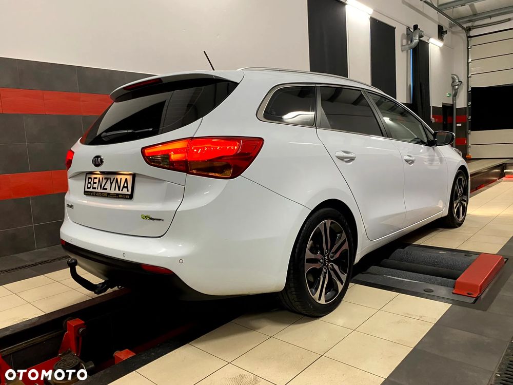 Kia Ceed 1.6 GDI Spirit - 9