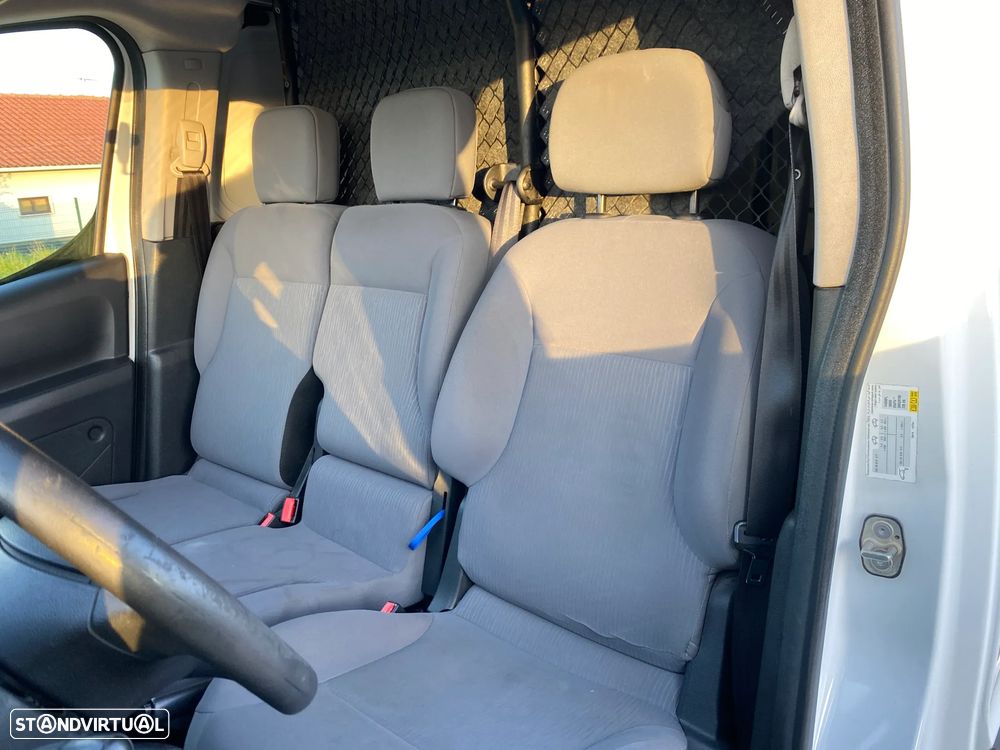 Peugeot PARTNER - 13