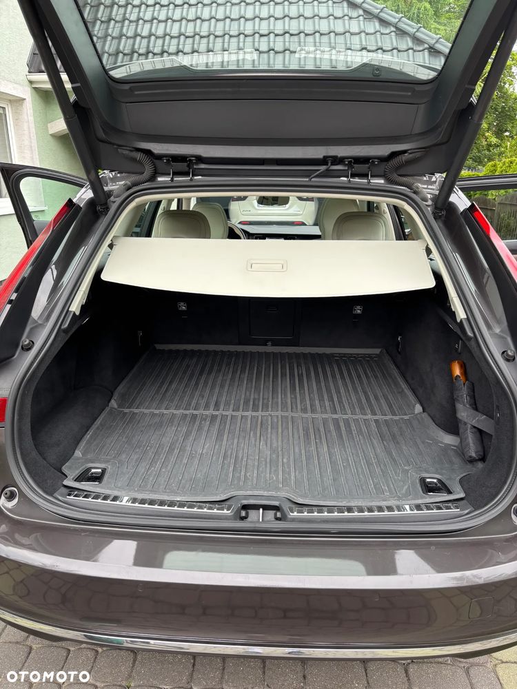 Volvo V90 B4 D AWD Inscription - 25