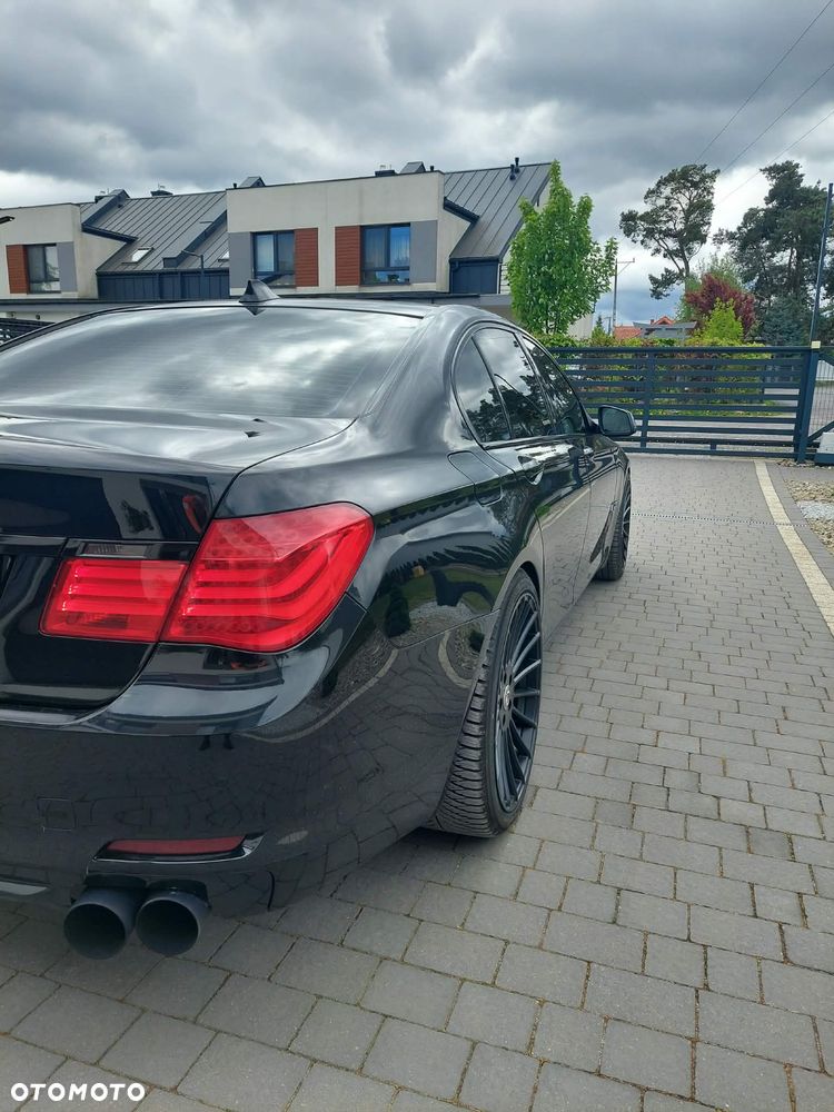 BMW Seria 7 730d - 17