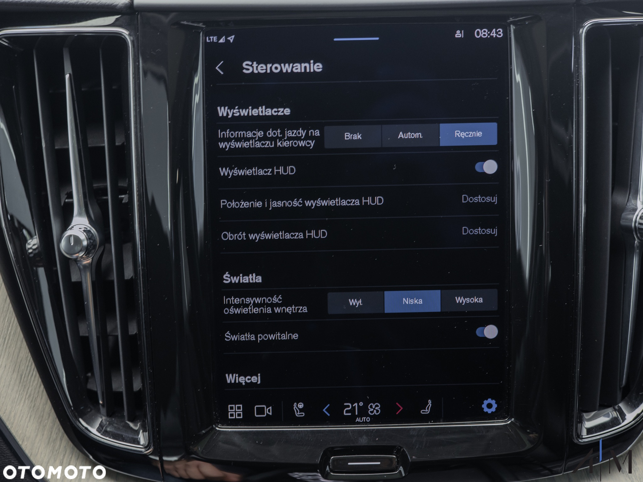 Volvo XC 60 B4 D AWD Ultimate Bright - 26
