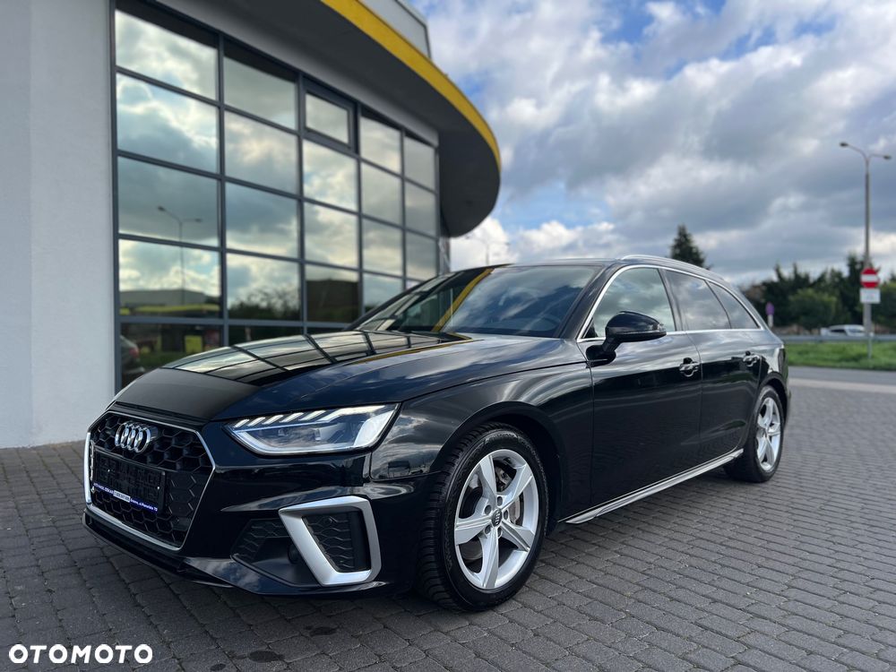 Audi A4 - 1