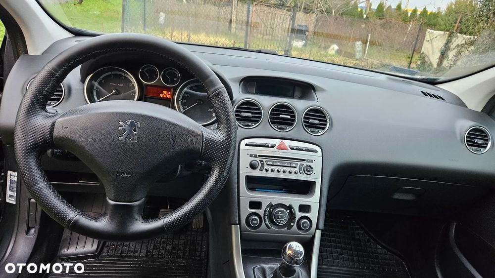 Peugeot 308 1.6 Premium - 9
