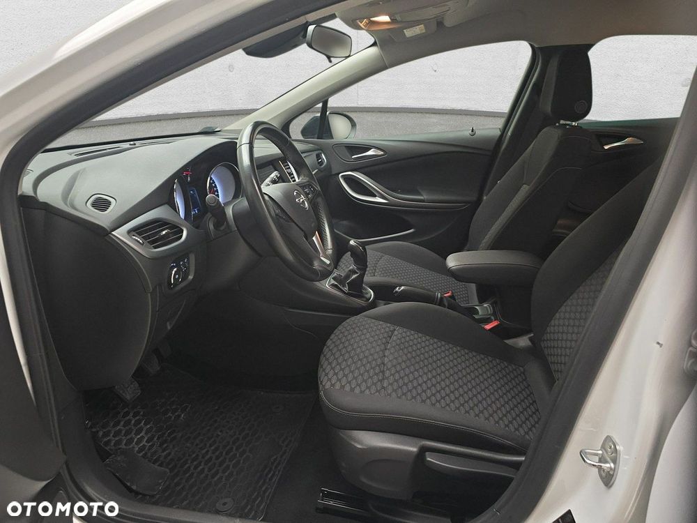 Opel Astra - 9