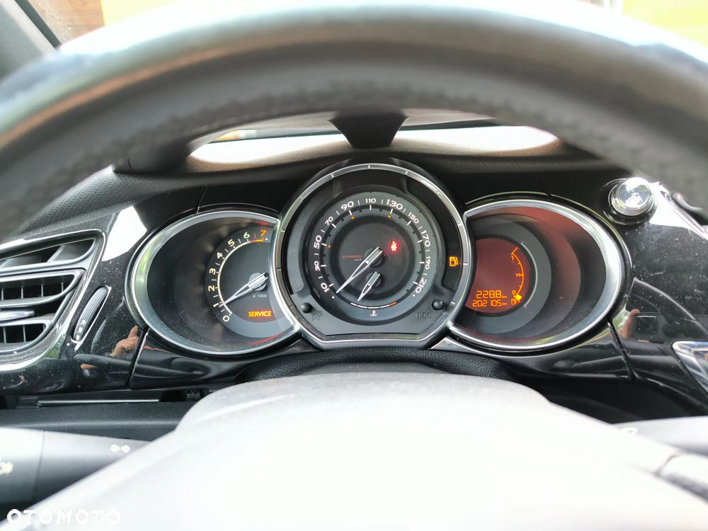 Citroën DS3 THP 150 SportChic - 12
