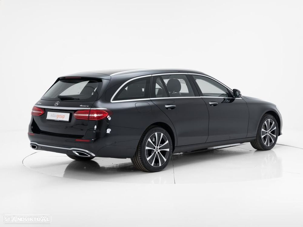 Mercedes-Benz E 300 de 4Matic 9G-TRONIC Avantgarde - 4