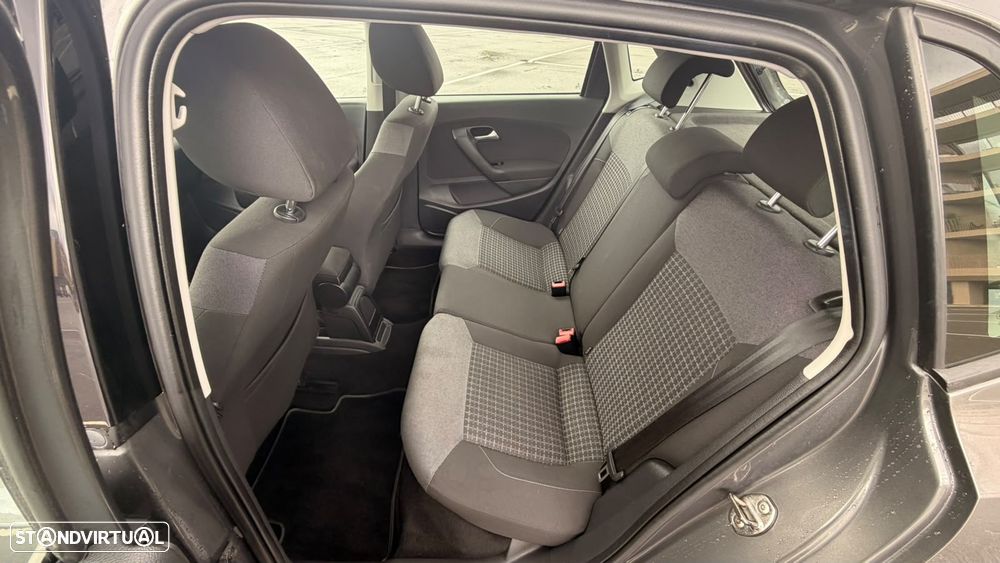 VW Polo 1.0 Confortline - 11