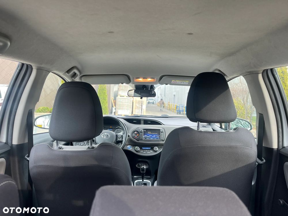 Toyota Yaris ver-hybrid-100-active-eu6 - 8