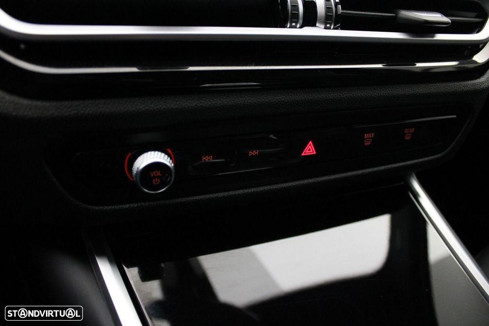 BMW i4 eDrive40 - 24