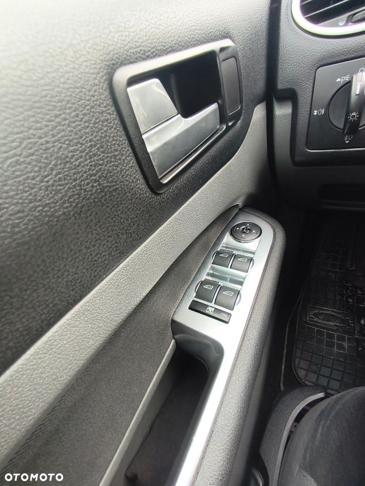 Ford Focus 1.6 TDCi Ambiente - 12