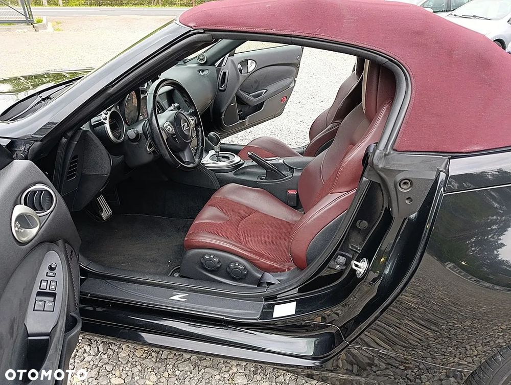 Nissan 370 Z 3.7 V6 Platinum - 8