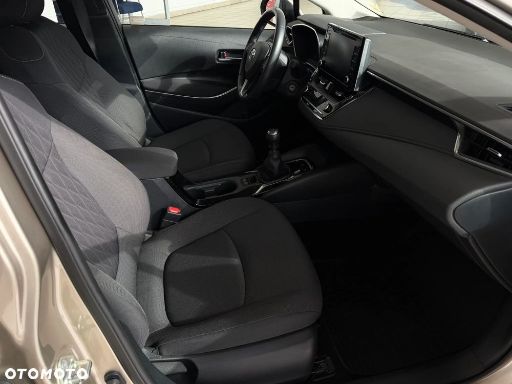 Toyota Corolla 1.5 Comfort - 11