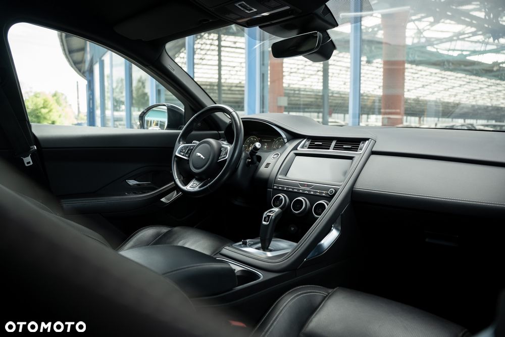 Jaguar E-Pace D180 AWD R-Dynamic S - 29