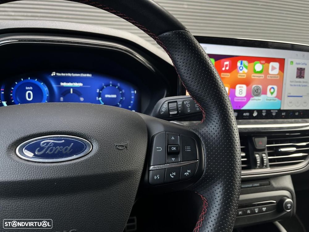 Ford Focus 1.0 EcoBoost MHEV ST-Line X - 15