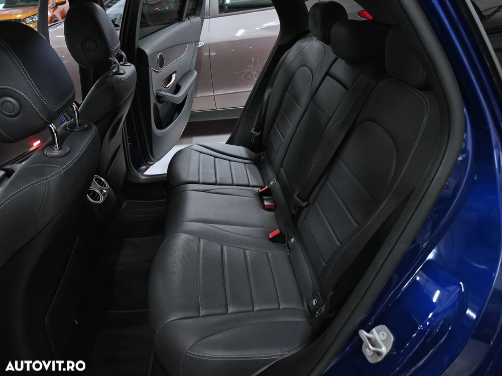 Mercedes-Benz GLC 220 d 4MATIC 9G-TRONIC - 30