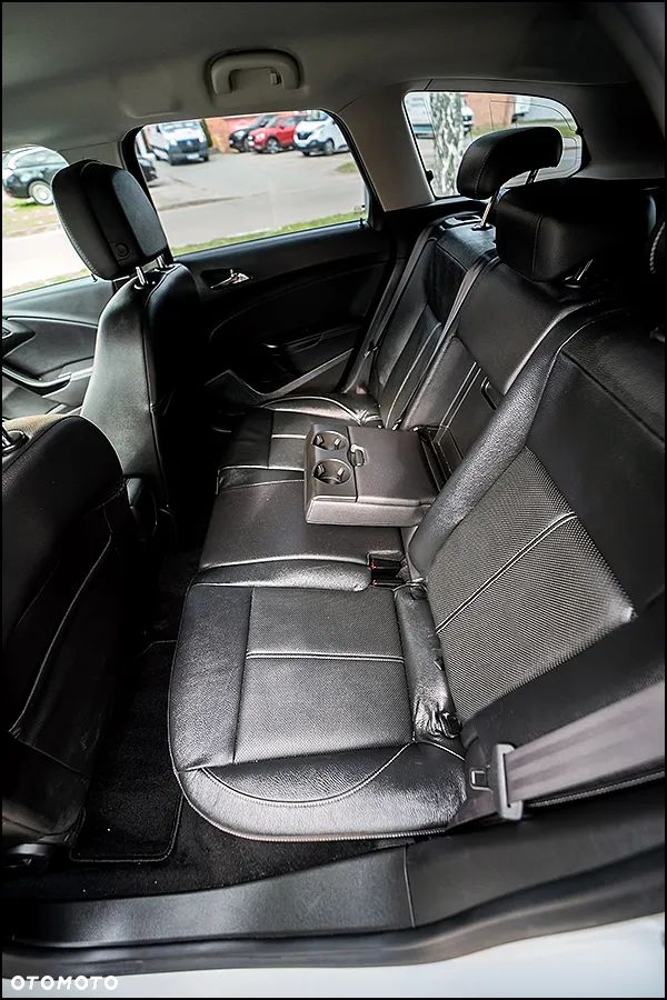 Opel Astra 1.4 Turbo Sports Tourer Exklusiv - 35