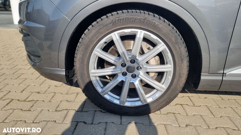 Audi Q7 - 6