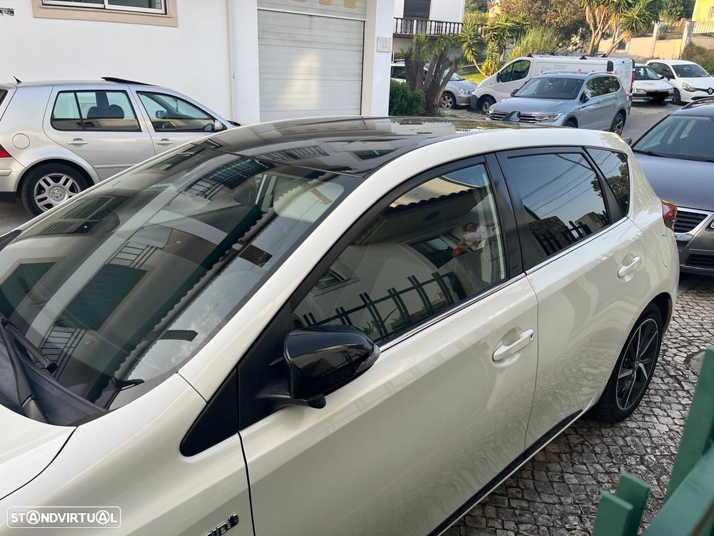 Toyota Auris 1.8 HSD Comfort - 4