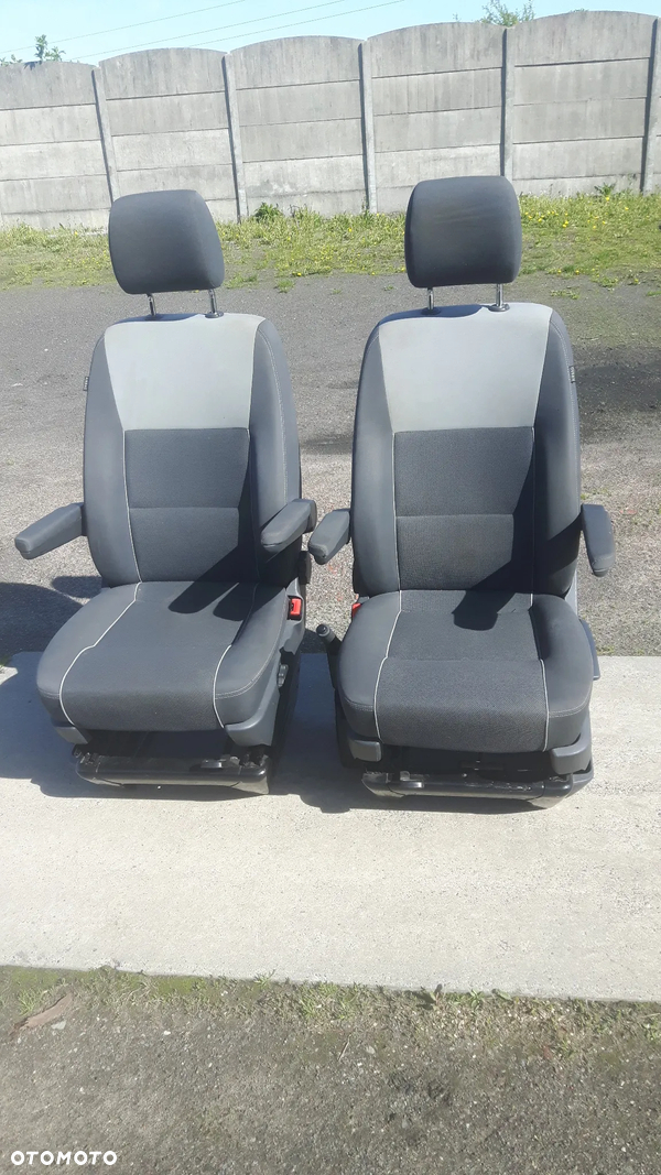 VW T5 LIFT T6 MULTIVAN FOTEL KIEROWCA PASAŻER PRZÓD