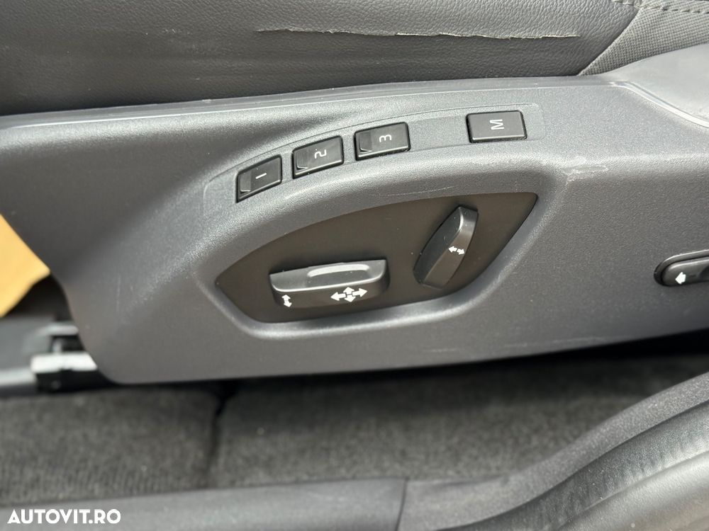 Volvo XC 60 D4 Momentum - 12