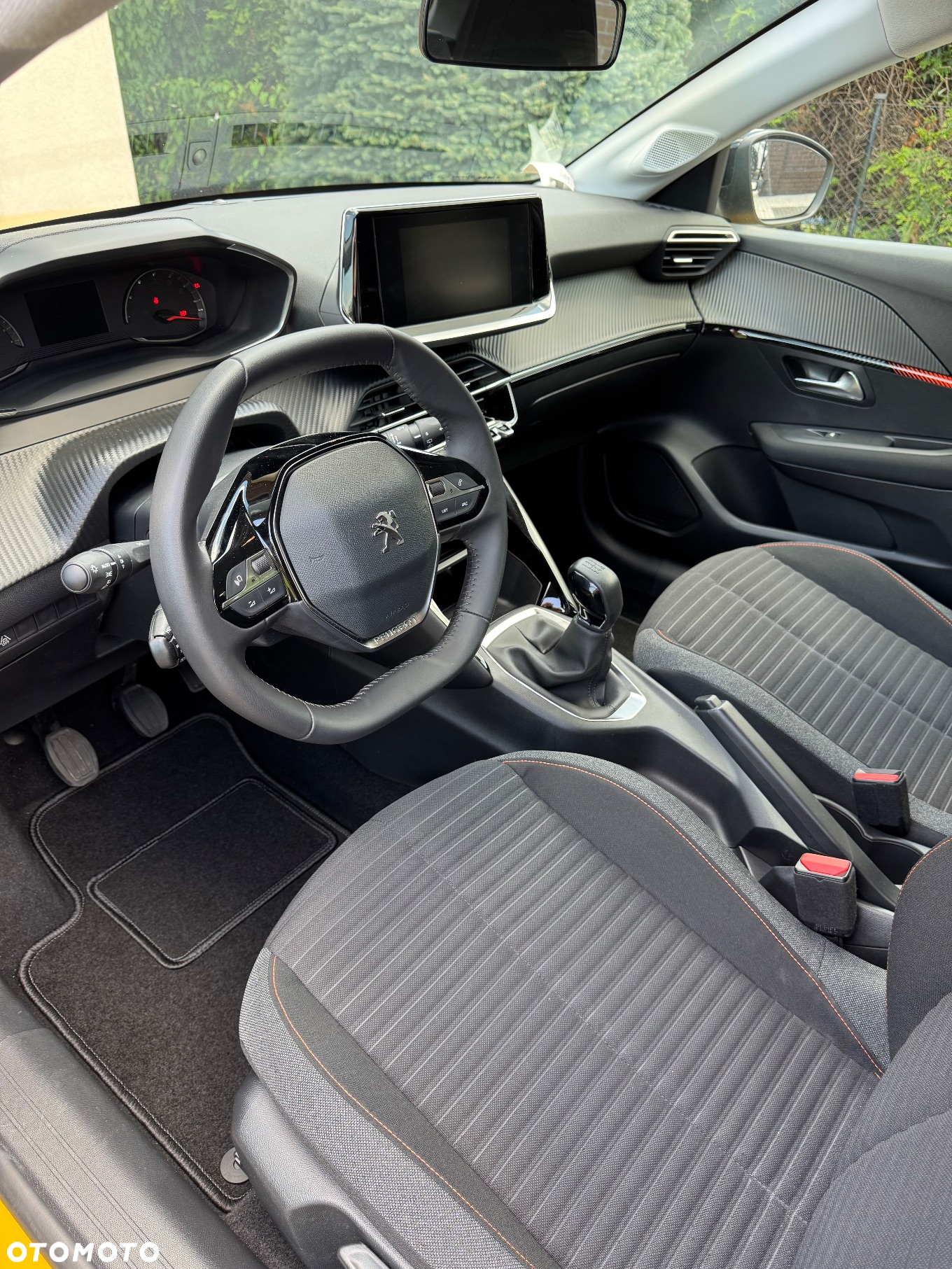 Peugeot 208 1.2 PureTech Style S&S - 11