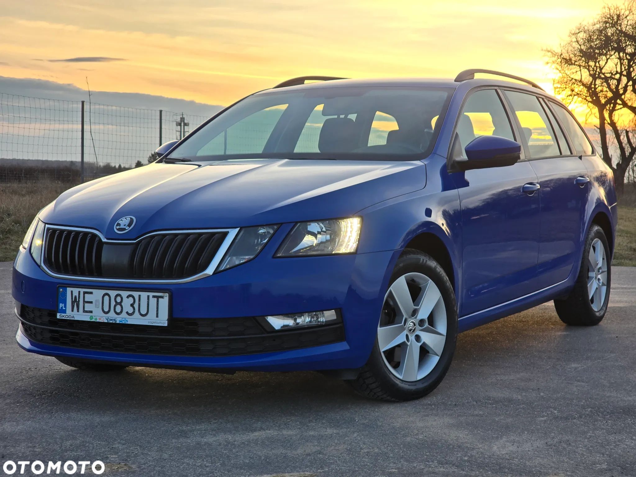 Skoda Octavia 2.0 TDI Ambition DSG - 1