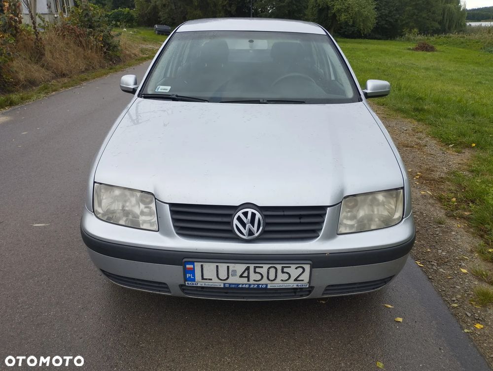 Volkswagen Bora 1.6 - 13