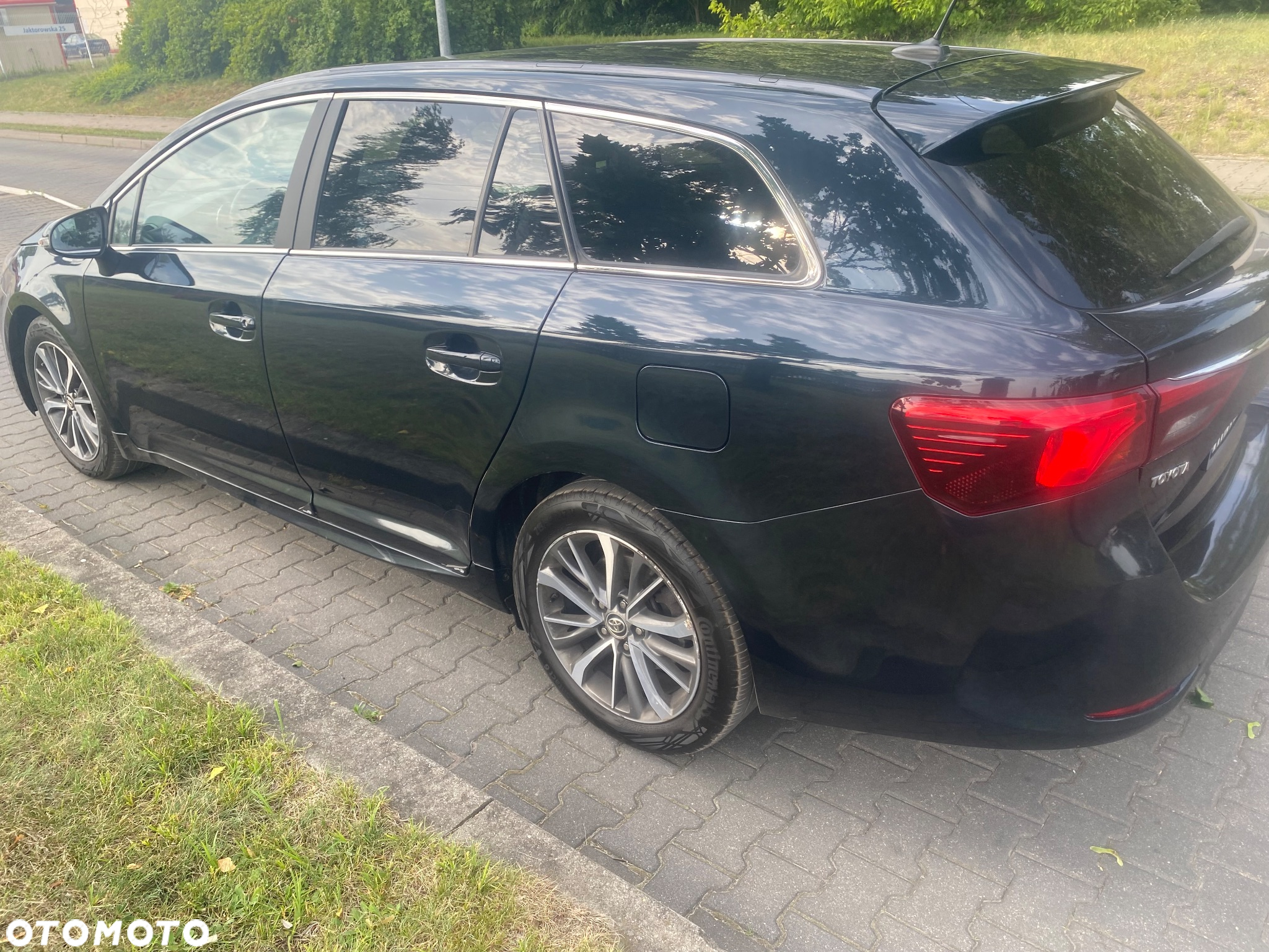 Toyota Avensis 2.0 D-4D Prestige - 13