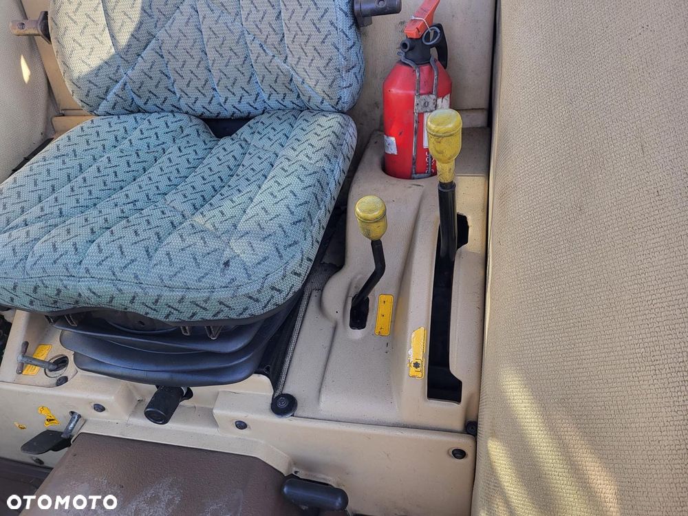 John Deere 5510 - 15