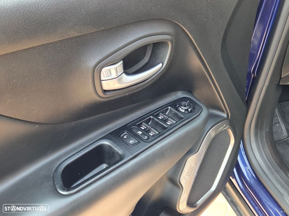 Jeep Renegade 1.0 T Limited - 11