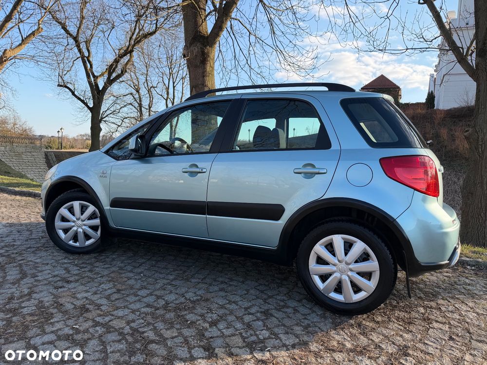 Suzuki SX4 1.9 DDiS DPF 4x4 Club - 14