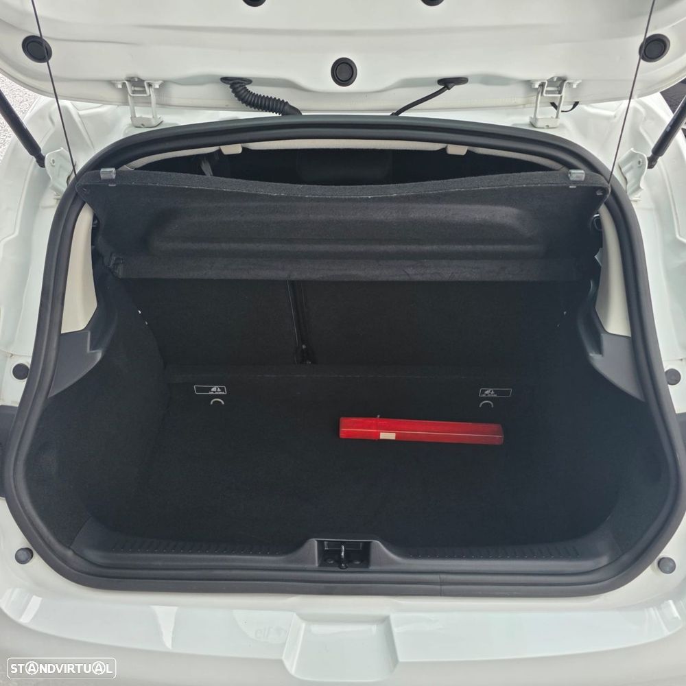 Renault Clio 0.9 TCE Dynamique S - 29