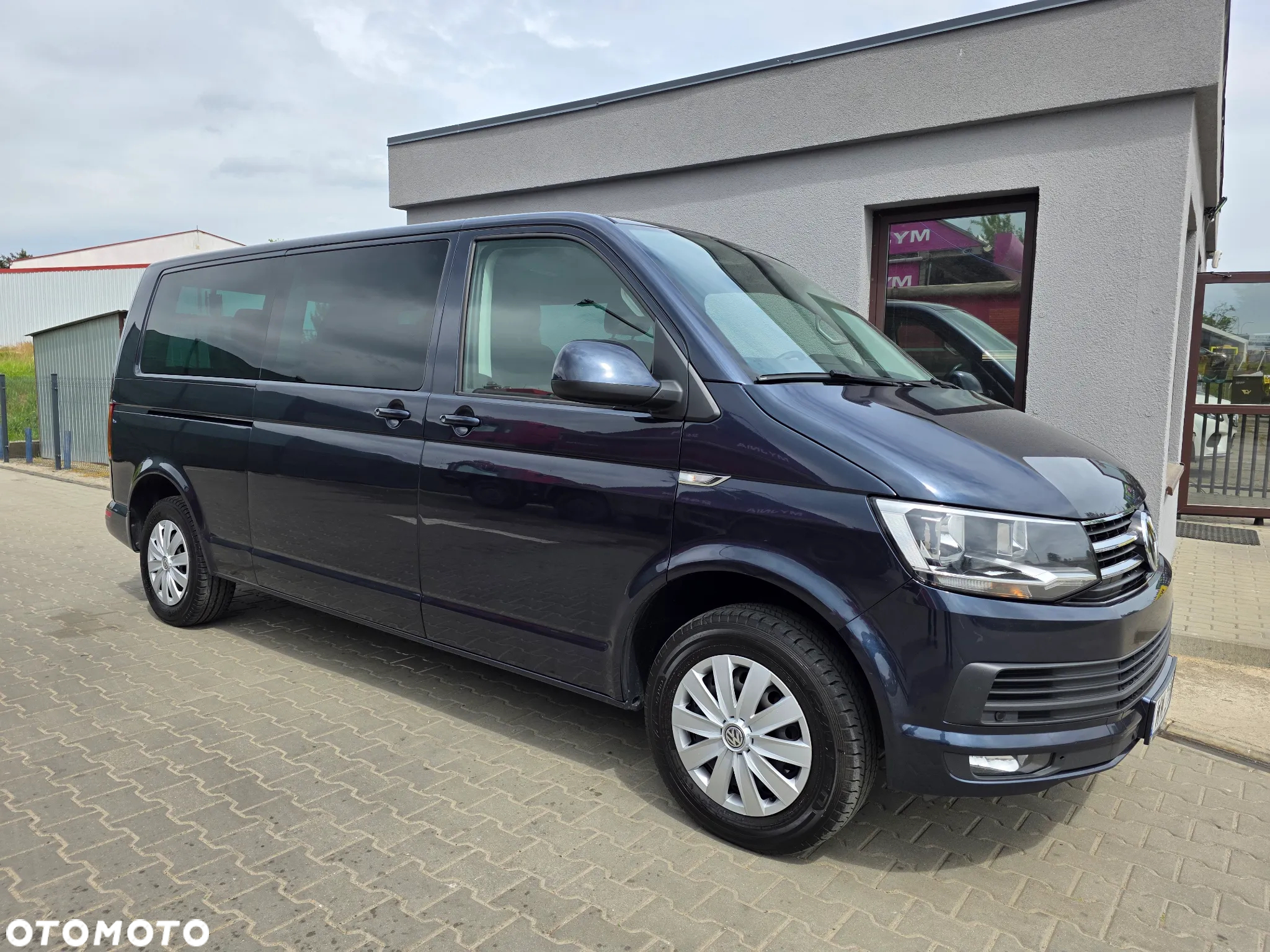 Volkswagen Caravelle 2.0 TDI L2 Comfortline - 2