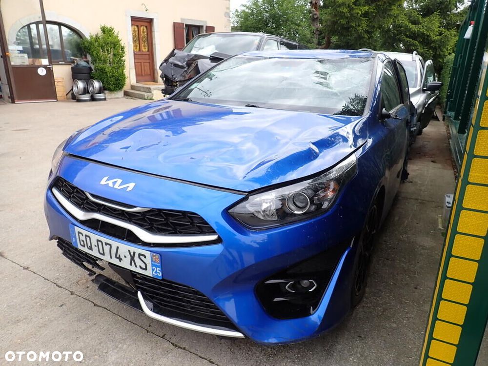 Kia Ceed 1.5 T-GDI GT-Line DCT - 1