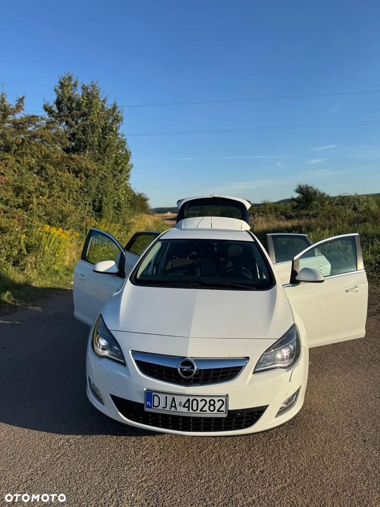 Opel Astra 1.4 Turbo Sport - 2