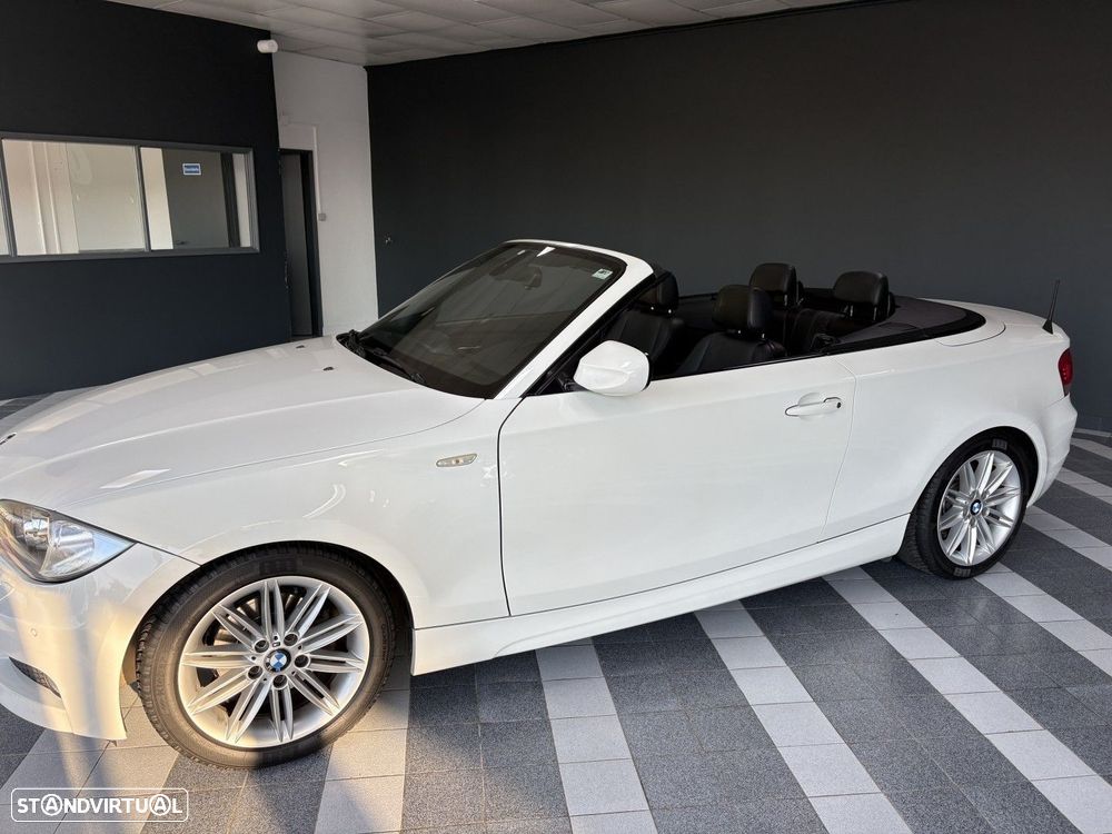 BMW 120 d Limited Edition Lifestyle c/ M Sport Pack - 24