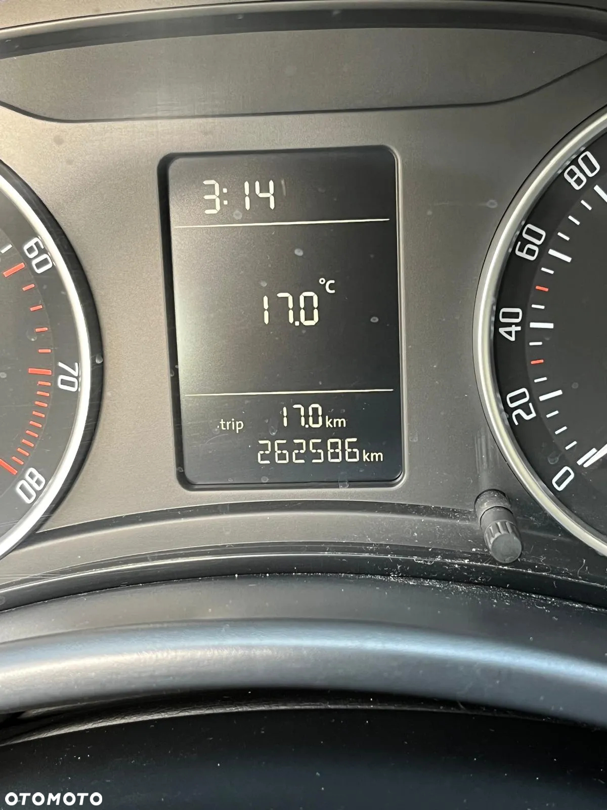 Skoda Octavia 1.6 Ambiente - 2