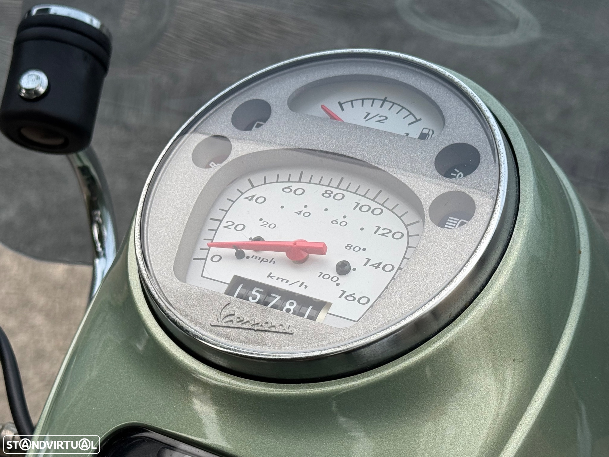 Piaggio Vespa GTV 125 - 7