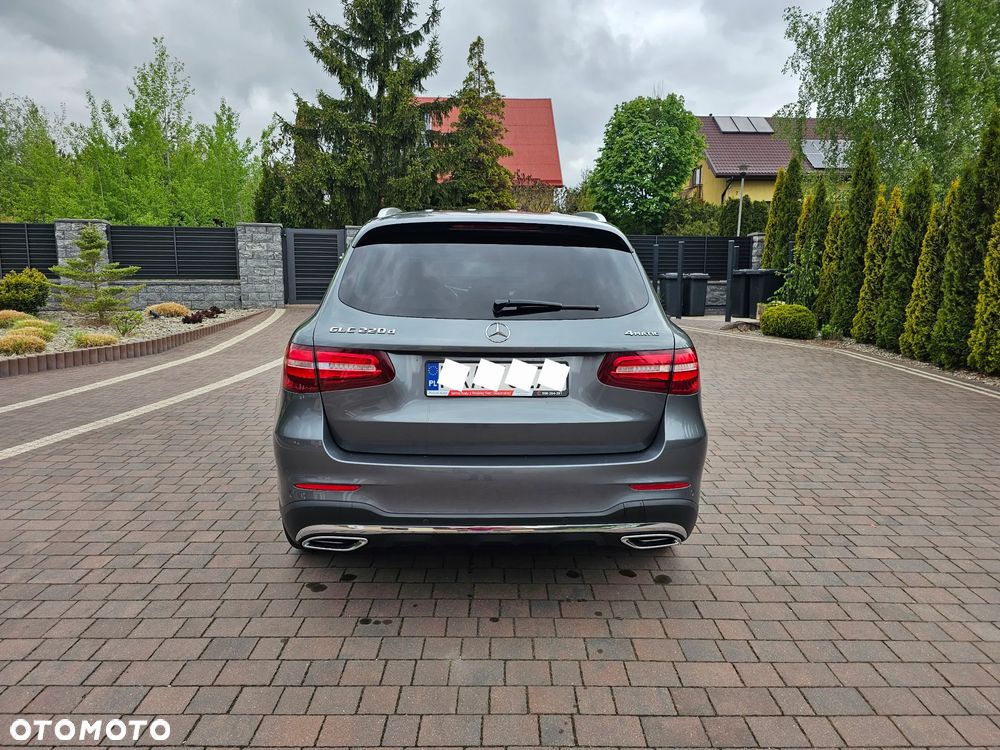 Mercedes-Benz GLC - 8