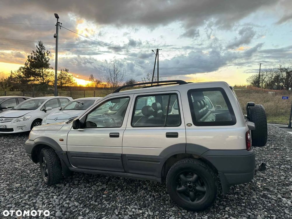Land Rover Freelander 2.0 D - 7