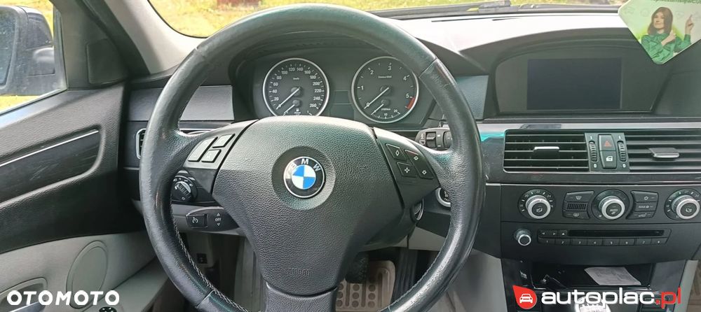 BMW Seria 5 520d Edition Exclusive - 8