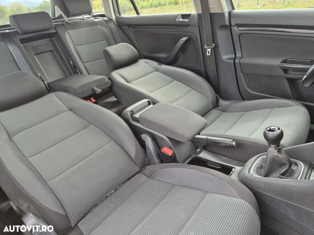 Volkswagen Golf 1.6 TDI BlueMotion Technology DPF Comfortline - 7