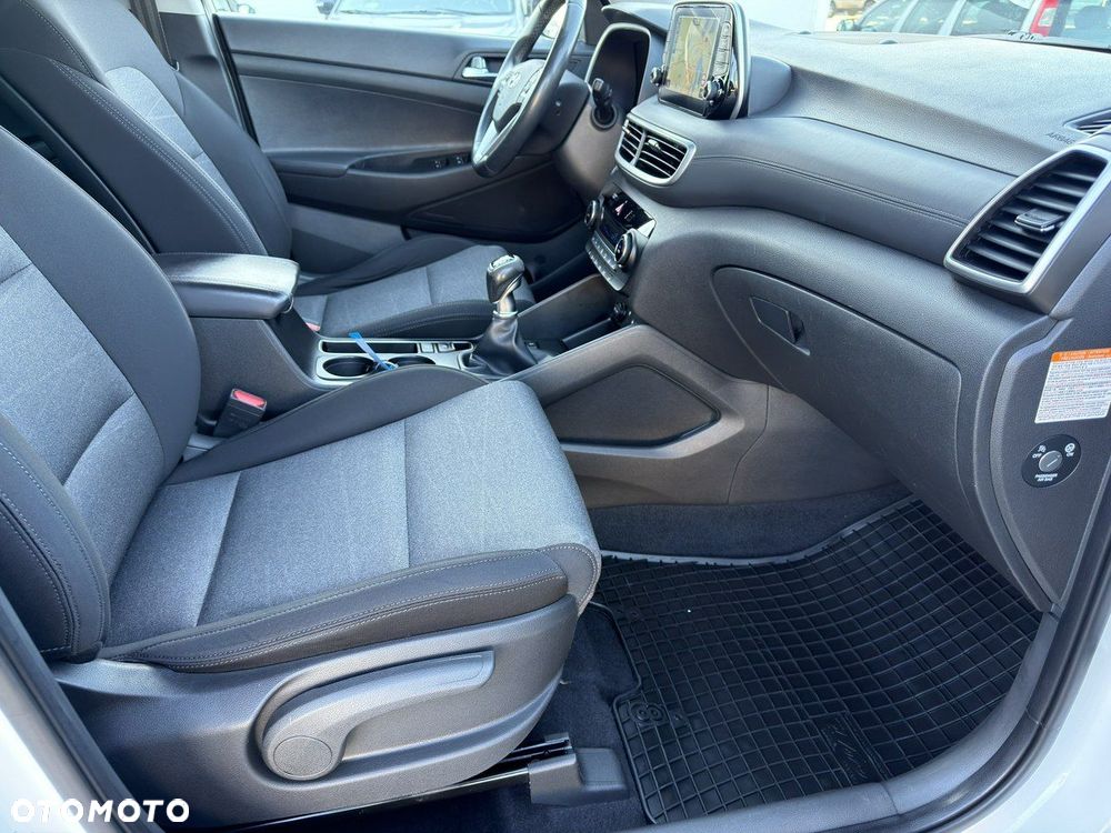 Hyundai Tucson blue 1.6 CRDi 2WD Style - 36