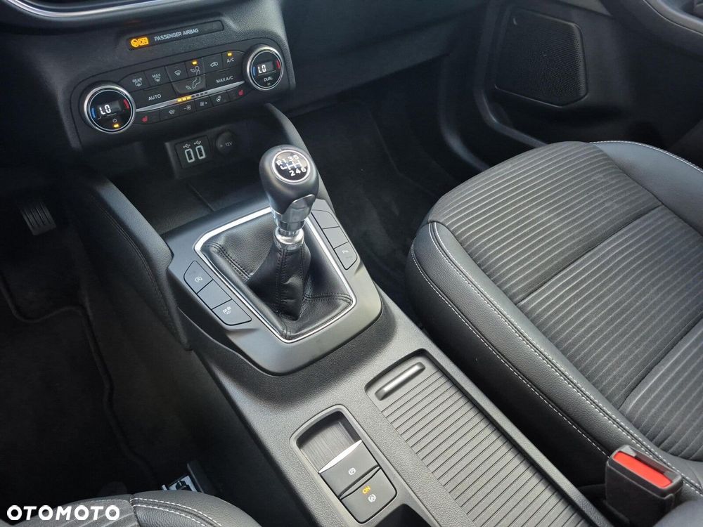 Ford Kuga - 15