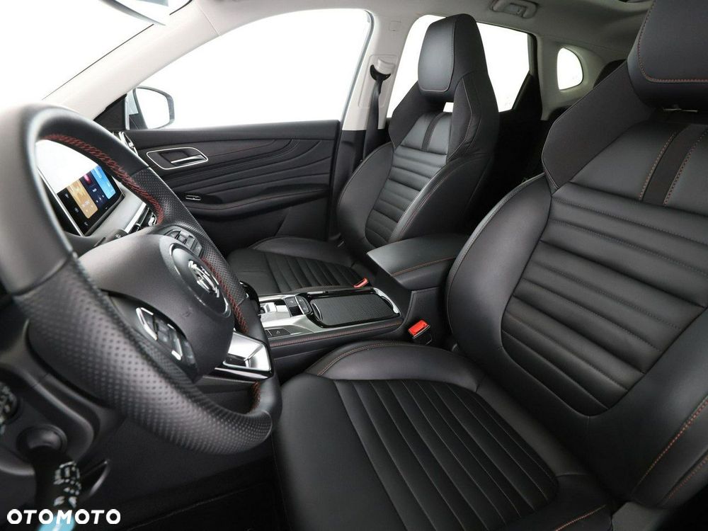 MG HS 1.5T-GDI Luxury - 13