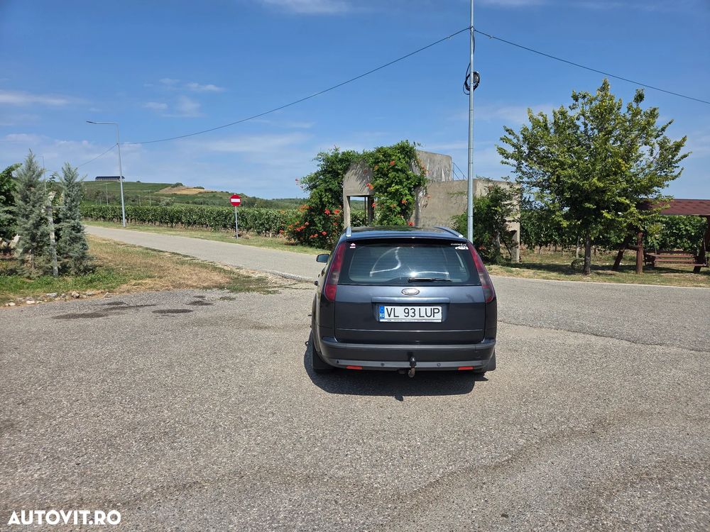 Ford Focus 1.6 TI-VCT Sport - 4